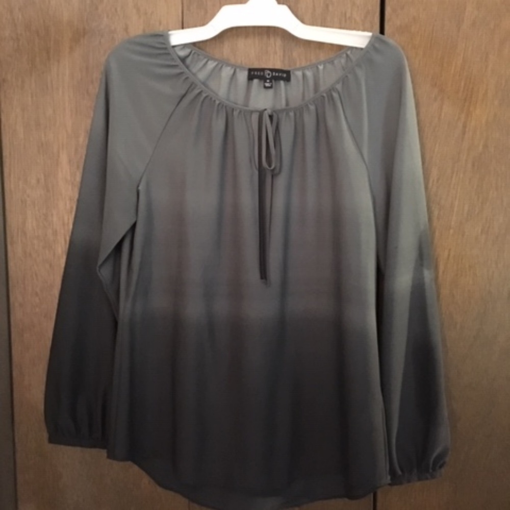 Gray gradient top, Fred David, size medium